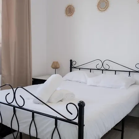 Peace Λε Μπουρζέ