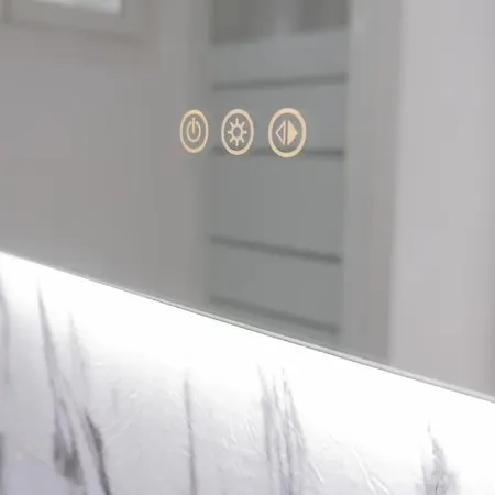 Peace アパート ル・ブールジェ