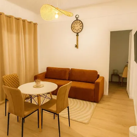 Peace Διαμέρισμα Λε Μπουρζέ