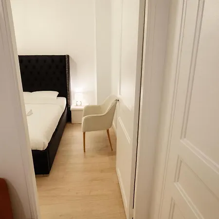 Peace Διαμέρισμα Λε Μπουρζέ